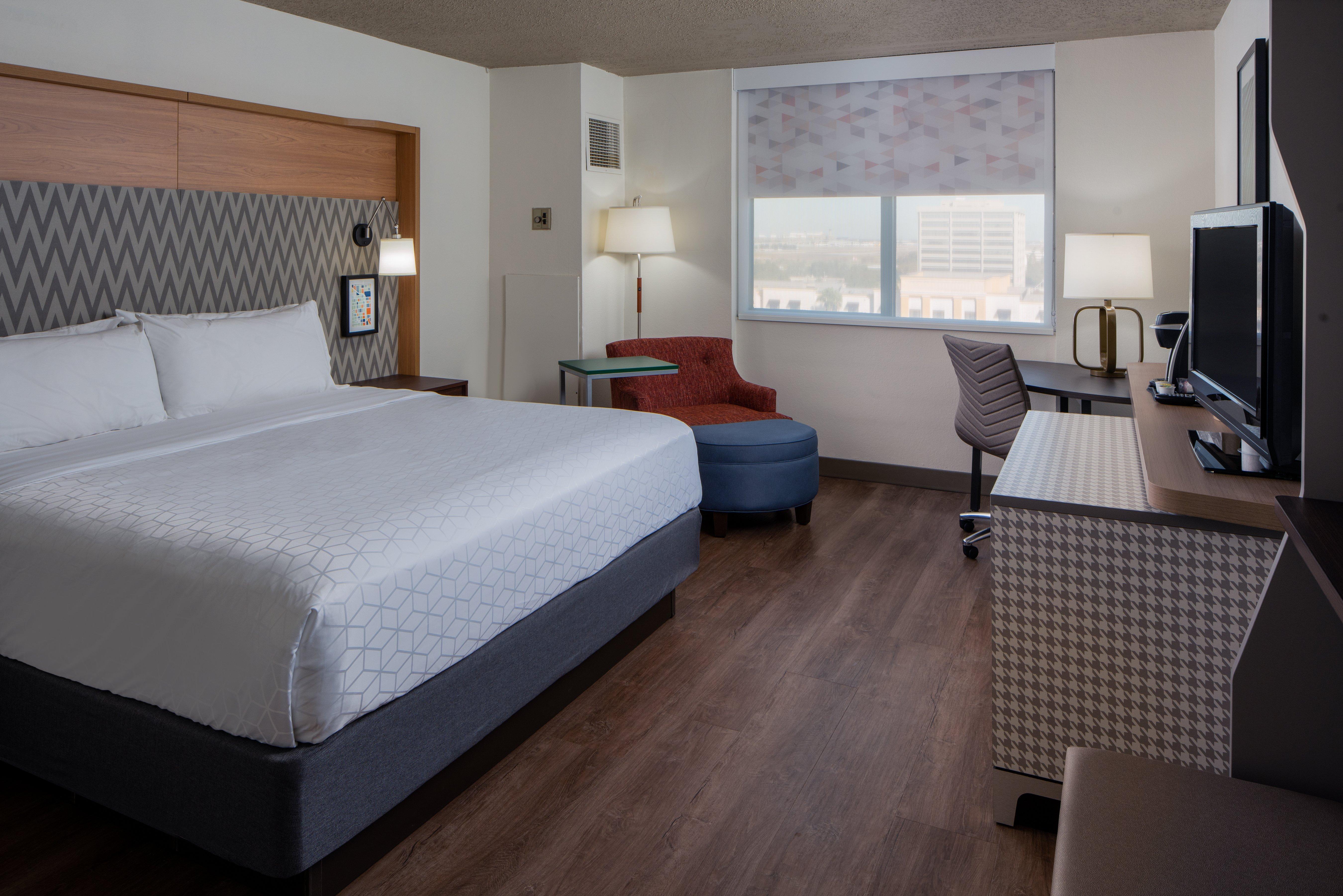 Holiday Inn Tampa Westshore - Airport Area By Ihg Exterior photo