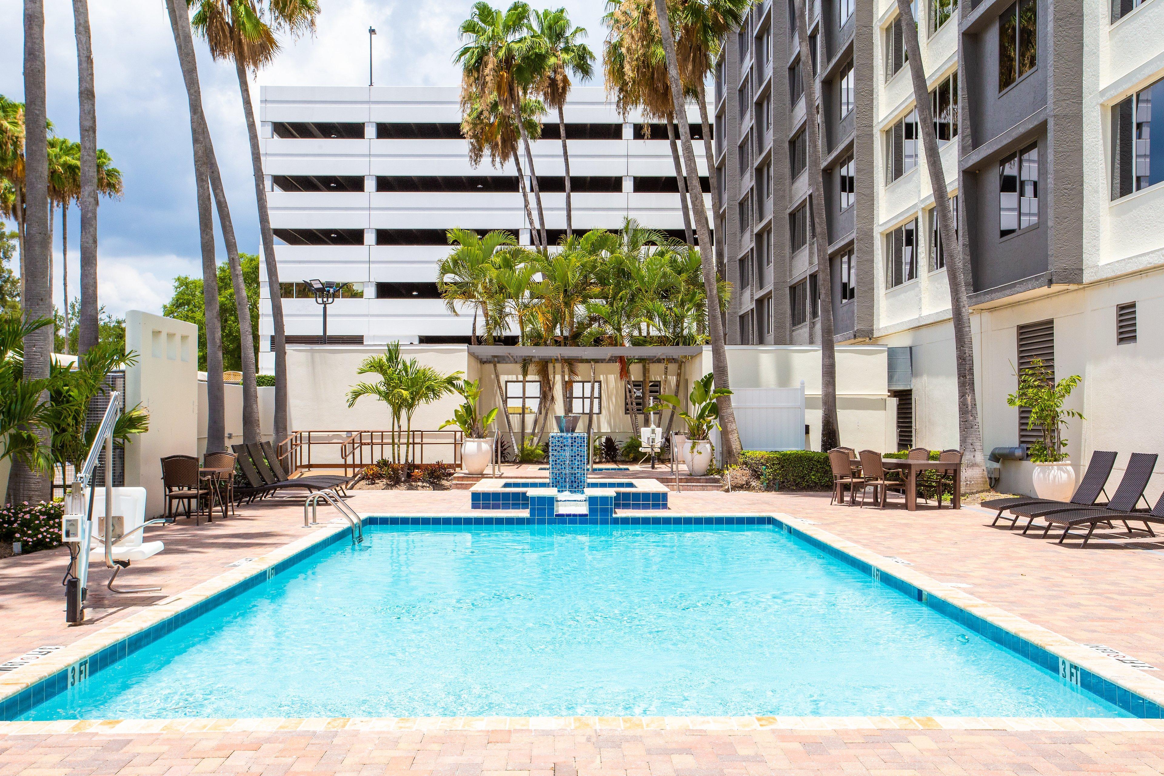 Holiday Inn Tampa Westshore - Airport Area By Ihg Exterior photo