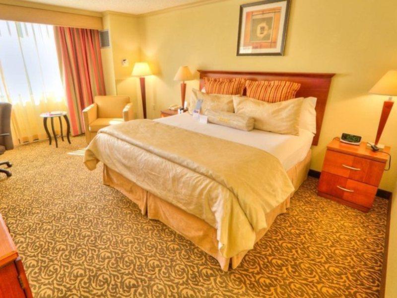 Holiday Inn Tampa Westshore - Airport Area By Ihg Exterior photo