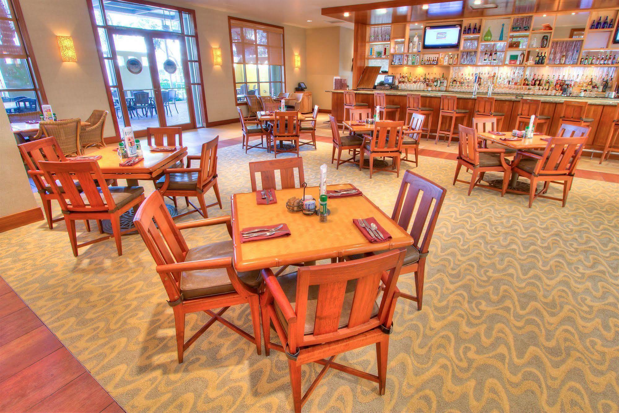 Holiday Inn Tampa Westshore - Airport Area, An Ihg Hotel Restaurant photo